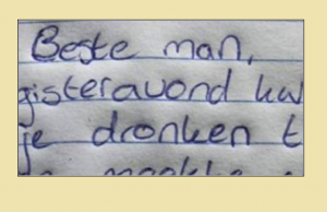 Pieter heeft briefje van zijn vrouw naast zijn bed liggen na avondje zuipen! Briefje