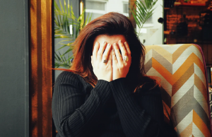 5 kapsels voor mensen met een moeilijk lelijk gezicht! Kapsels