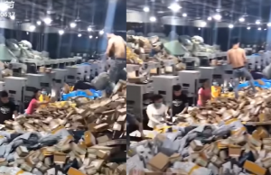 Zie hier de reden dat jouw AliExpress-pakketje áltijd in de kreukels ligt! AliExpress