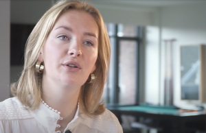 Zien: Maxime Meiland staan in vuur en vlam van onderen: “Pijnlijk!” Maxime Meiland