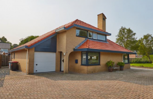 Vraag: Van welke duistere tekenfilm-schurk is dit huis op Funda? Funda