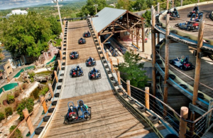 Deze maand opent de Real-Life Mario Kart-Baan in Utrecht en hier haal je kaarten! Mario Kart-Baan