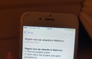 Meisje krijgt 10 leefregels mee van vriendje voor op vakantie op Mallorca! Mallorca