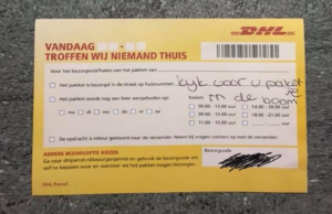 DHL: “Kijk voor u paketje in de boom”, we zijn niet teleurgesteld door het resultaat! DHL