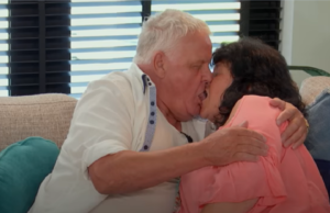 Zien: Jaap uit Lang Leve de Liefde steekt ‘m erin in gaat gelijk tukken! Lang Leve de Liefde