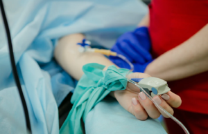 Maud van Oossanen overwint borstkanker en is nu finalist Miss Nederland! Maud van Oossanen