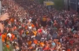 Zien: Bizarre beelden van massale drukte bij de Grand Prix Zandvoort zorgen voor enorme woede! Grand Prix Zandvoor