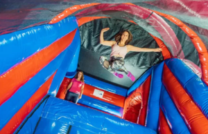 Hier opent de eerste speeltuin voor volwassenen in Nederland dit weekend! Speeltuin