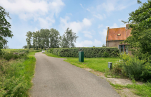 Zien: Het goedkoopste vrijstaande huis met méér dan 5000 m² tuin op Funda! Funda