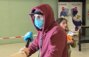 Twee dingen die opvallen aan aankomst van André Hazes op Schiphol: “Dit klopt niet..” André Hazes