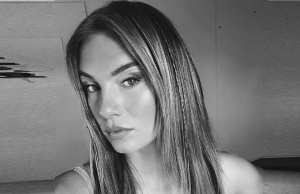 Foto’s: Maan trekt letterlijk de stoute kleren aan: “Niet te temmen!” Maan