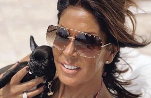 Foto’s: Rachel Hazes heeft zichzelf twee nieuwe voorgevels aangemeten!