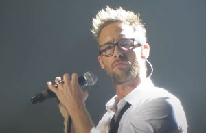 Zien: Charly Luske keihard afgegaan bij optreden: “Pijnlijker wordt het niet!” Charly Luske