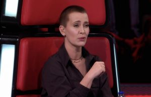 Ka-ching: “Voor dit giga-bedrag zet Anouk haar principes opzij voor The Voice!” Anouk
