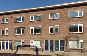 Studentenhuis op Funda is gigantische smeerboel: “Kijk wat er op bed ligt!” Funda