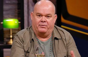 ‘Werken met Paul de Leeuw, je wist nooit wie er die avond zou sterven!’ Paul de Leeuw