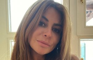 Olcay Gulsen voor ‘ordinair’ uitgemaakt vanwege ’te korte rok’! Olcay Gulsen