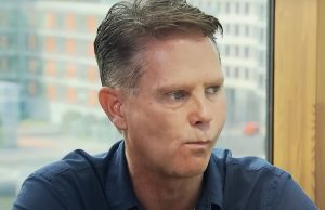 ‘Danny de Munk eist tonnen schadevergoeding van vermeend slachtoffer!’ Danny de Munk