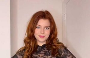 Boze werkgever: Influencer trekt bijna niets aan voor Kerstborrel op werk! Kerstborrel