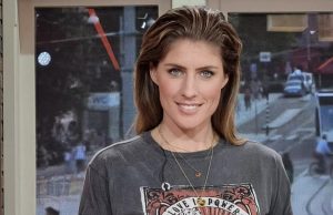 En dan zie je opeens Marieke Elsinga kolvend op de fiets voorbij komen! Marieke Elsinga