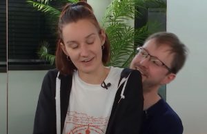 Gerard pakt zijn kans in LLDL: ‘Waar zou jij mij willen aanraken?’ LLDL