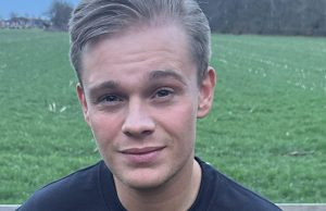 Dennis Schouten in ziekenhuis terechtgekomen na vechtpartij met Jan Roos Dennis Schouten