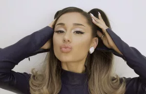 Foto van ‘graatmagere’ Ariana Grande zorgt wereldwijd voor geschokte reacties Ariana Grande