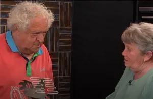 LLDL: Martin laat pruttelscheet van 20 sec terwijl hij Maartje diep in de ogen aankijkt! LLDL