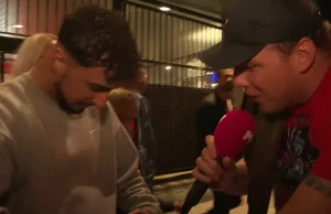 Zien: Supporters PSV – Rangers steken broek van verslaggever Omroep PowNed in de fik! Omroep PowNed