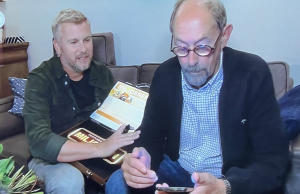 Thuiswinnaar Miljoenenjacht wint 155.000 euro, maar maakt eerst potje Candy Crush af! Miljoenenjacht