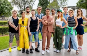 Wie is de Mol-Fans ontmaskeren ‘De Mol’ al op eerste foto vanwege opmerkelijk detail! Wie is de Mol