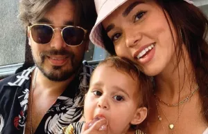 Waylon krijgt ‘m weer omhoog: Bibi Breijman zwanger van derde kindje! Waylon