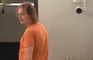 LLDL-Angelo mag van Sylvana bij haar in bed slapen, maar dan wordt zijn plek ingepikt! LLDL