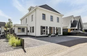 Leontien van Moorsel zet noodgedwongen peperdure villa op Funda vanwege stofzuigerprobleem! Leontien van Moorsel