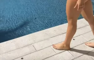 Fijne beelden: Jutta Leerdam viert bronzen medaille door te skinnydippen in Hollywood! Jutta Leerdam