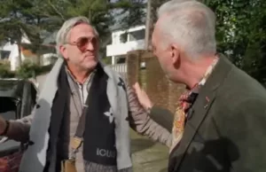 Gordon weer gelukkig in de liefde en je raadt nooit met wie! Gordon