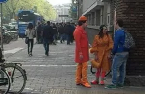 Foto’s: Eerste vergistoeristen in Amsterdam gespot voor ‘Koninginnedag’!