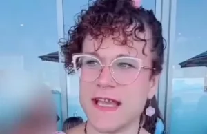 Transgender woest nadat ze in restaurants met ‘meneer’ aangesproken wordt! Transgender