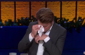 Beau van Erven Dorens compleet in tranen: ‘Zoon al twéé dagen spoorloos!’ Beau van Erven Dorens