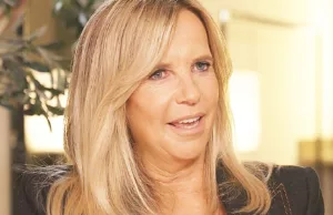 Oei: Foto van Linda de Mol zónder make-up blijkt toch niet helemaal zónder make-up! Linda de Mol