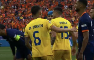 Zo heeft het elftal uit Roemenië de kleedkamer achtergelaten na verlies tegen Nederland!