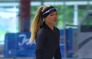 Jutta Leerdam presenteert nieuw schaatspak, breekt like-record: ‘Openritsen!’ Jutta Leerdam