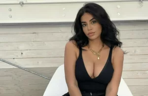 Zien: Selma Omari gebruikt zetpillen met ‘kamelenbult’ voor grotere billen! Selma Omari