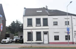 Complete verbazing door bizar smerig huis dat te koop is gezet op Funda! Funda