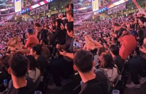 Meest spectaculaire stoot tijdens gevecht Jake Paul en Mike Tyson was op de tribune! Jake Paul