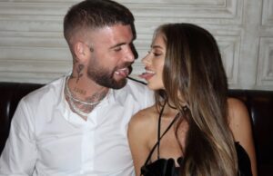 Na eigen jongeheer deelt Lars Veldwijk nu de meloenen van zijn vriendin met de hele wereld!