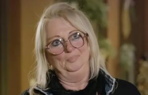 Oeps: Monique uit Winter Vol Liefde in Seefeld gespot met dure Prada-bril van Antine: ‘Paste niet in koffer…’