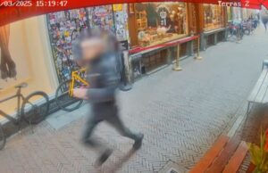 Moment dat held de messentrekker in Amsterdam overmeestert staat op beeld!