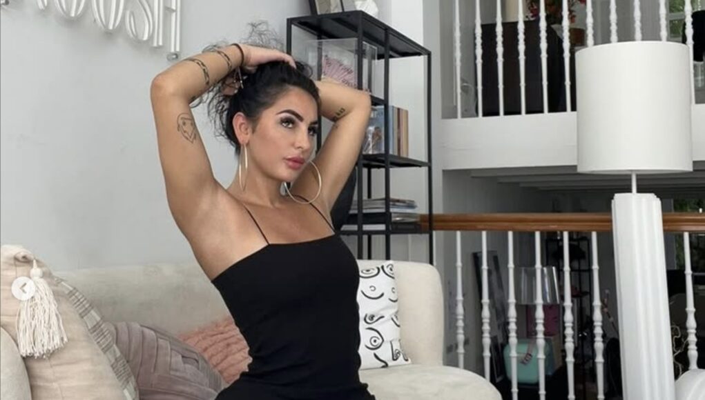 Anna Nooshin