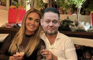 Mark Gillis pakt zijn kans nu André en Monique uit elkaar zijn: ‘Monique is vrijgezel, ik ook…’ Mark Gillis